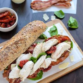 Chicken Caesar Sandwiches- Like a chicken Casear salad and club sandwich in one! Easy and healthy recipe