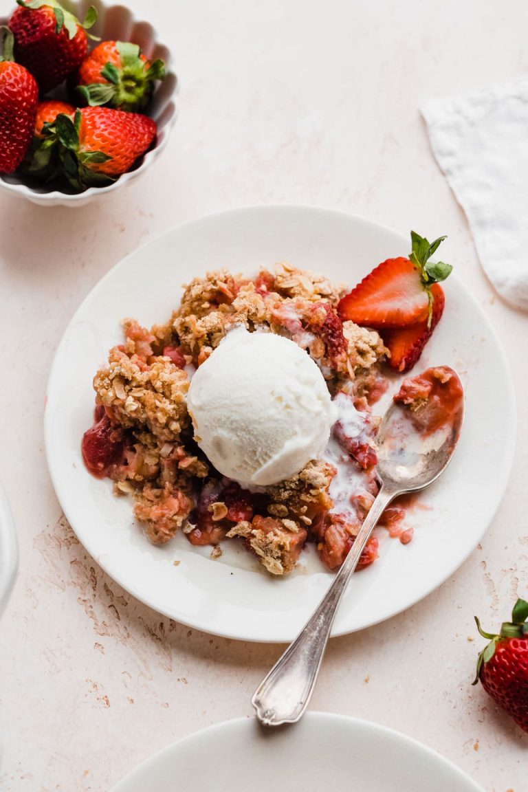 Strawberry Rhubarb Crisp