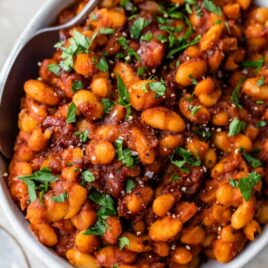 cropped-Easy-Baked-Beans.-Healthy-recipe-thats-ready-to-go-in-less-than-30-minutes-and-almost-completely-hands-free.jpg