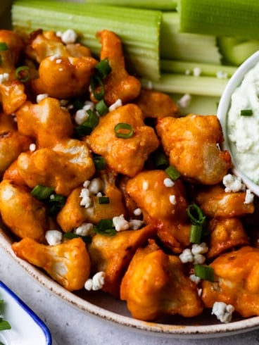 closeup of crispy buffalo cauliflower wings