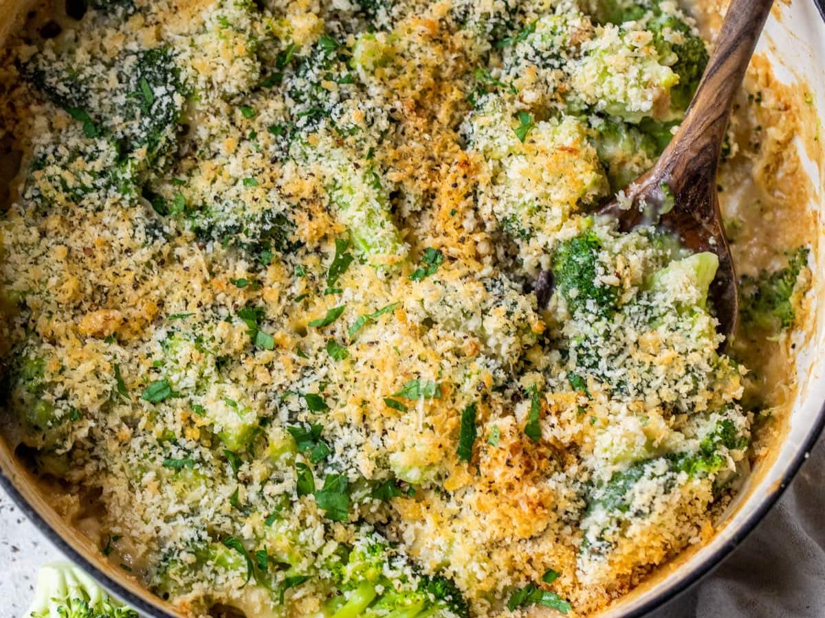 Healthy Broccoli Casserole with Crispy Parmesan Breadcrumbs