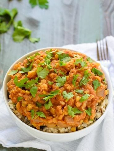 Slow Cooker Cauliflower Curry with red lentils