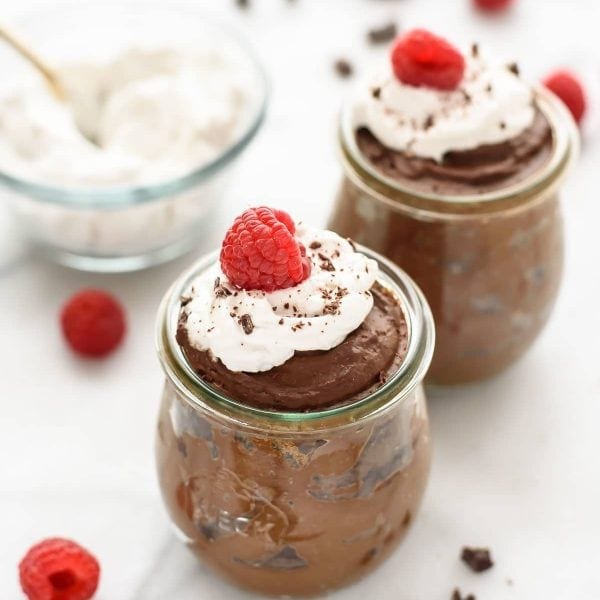 Avocado Chocolate Mousse {Healthy + Vegan + Raw}