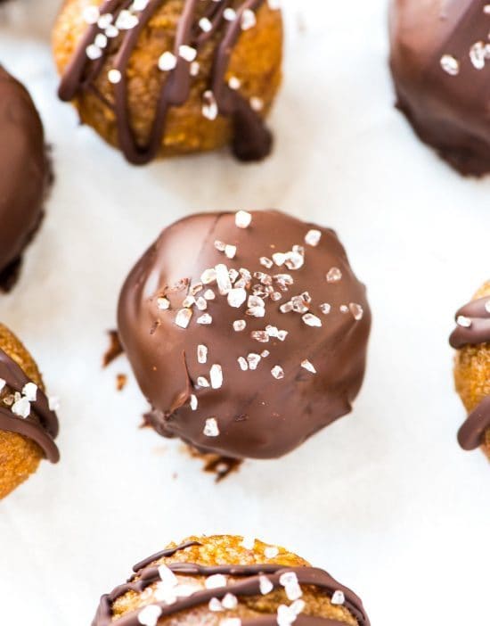AMAZING gluten free, dairy free, vegan dessert: Dark Chocolate Salted Caramel Truffles. Easy, no bake recipe. Perfect sweet treat for healthy desserts or even snacks Recipe at wellplated.com | @wellplated