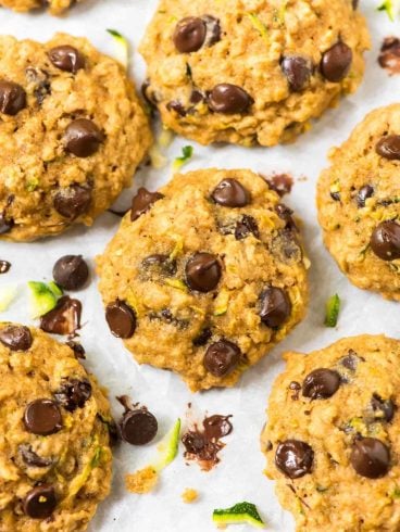 Zucchini Oatmeal Chocolate Chip Cookies. Soft, buttery, healthy cookies that are whole grain and naturally sweetened with honey and coconut sugar. The BEST baking recipe to use up summer zucchini! Easy and can be made gluten free or vegan. Recipe at wellplated.com | @wellplated