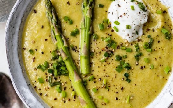 Low calorie Cream of Asparagus Soup no cream