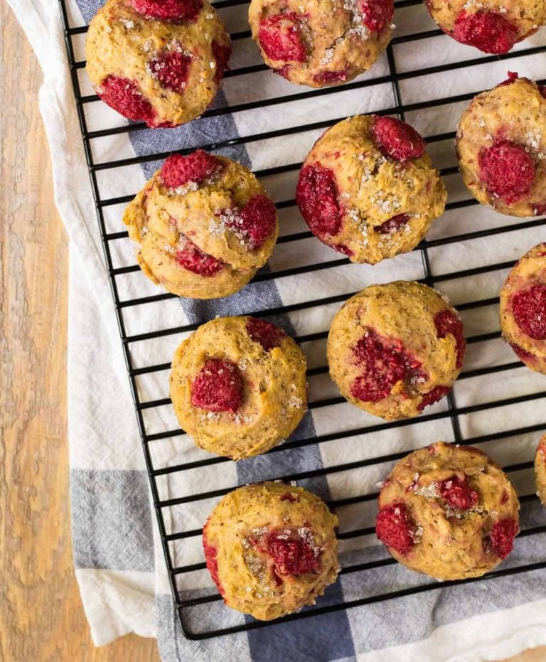 Raspberry Ruffles Muffins Raspberry Muffins {Fresh or Frozen Raspberries} – WellPlated.com