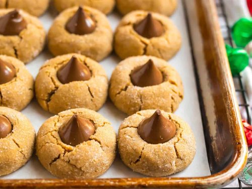 Reese's Peanut Butter Cups & Hershey's Kisses Miniatures – 4 Lb Bulk Bag, BB 10/25