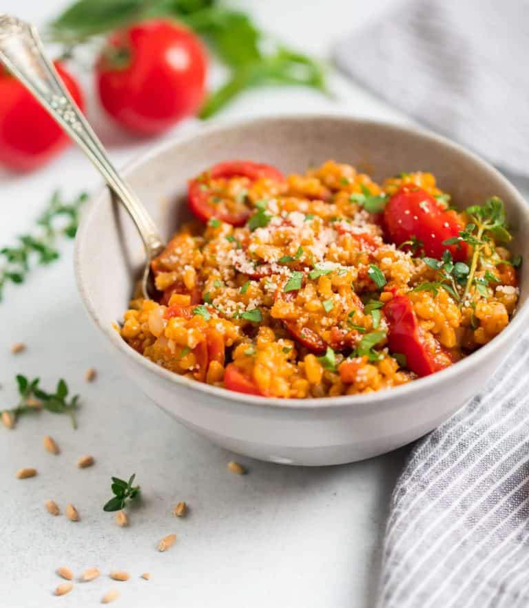 Farro Risotto with Cherry Tomatoes {No Stir Method} - WellPlated.com
