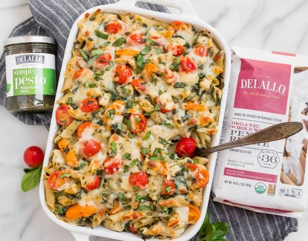 Chicken Pesto Pasta With Tomatoes