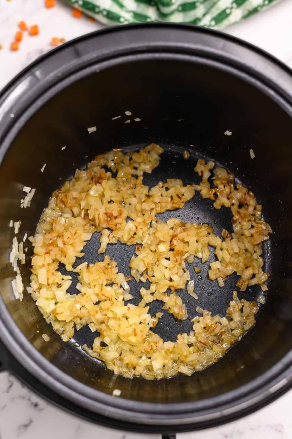 Instant Pot Lentil Soup {Quick and Easy Prep!} - WellPlated.com