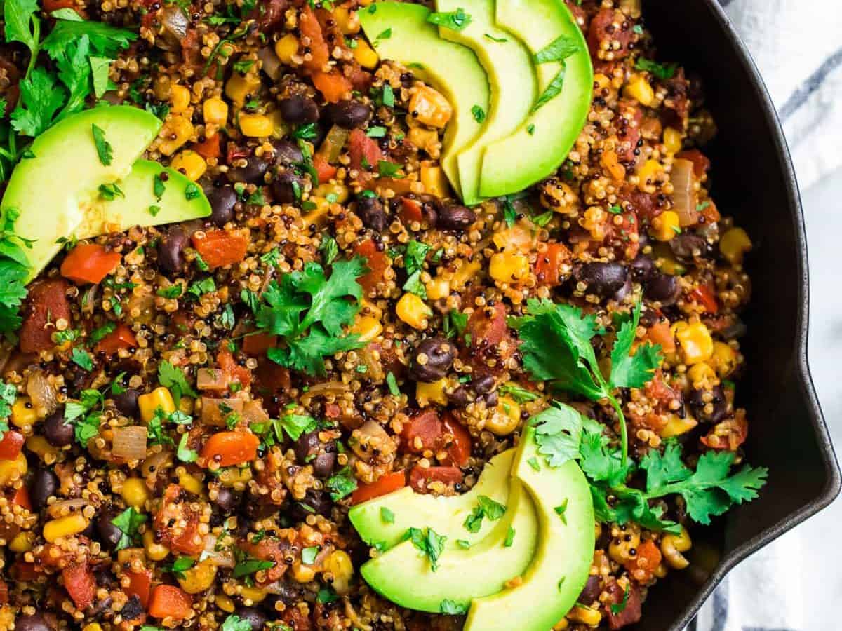 A blue skillet with Mexican quinoa