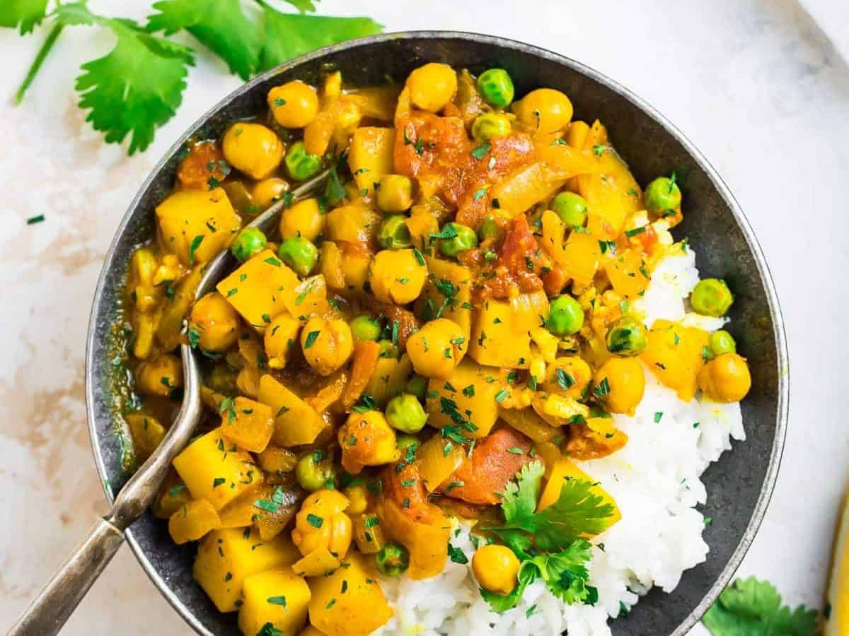 Easy potato curry with rice
