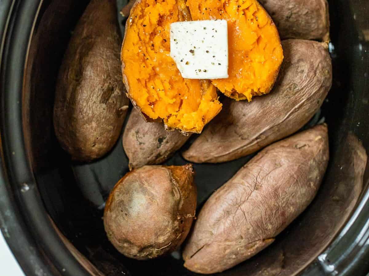 Vegetables with butter in a slow cooker