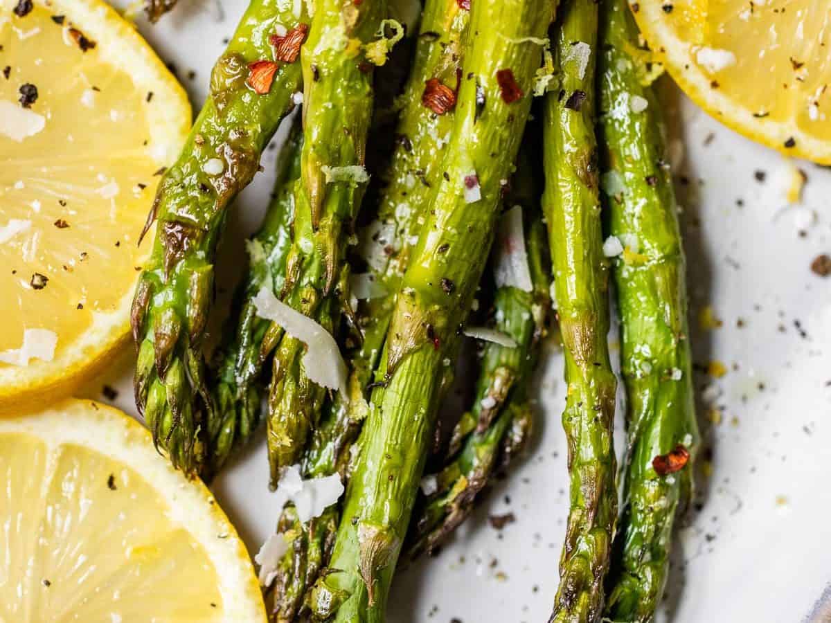 Parmesan roasted asparagus with lemon