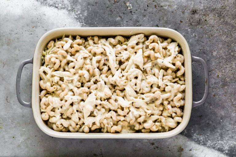 Healthy and easy chicken Alfredo bake