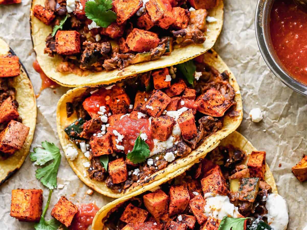 Healthy vegetarian tacos