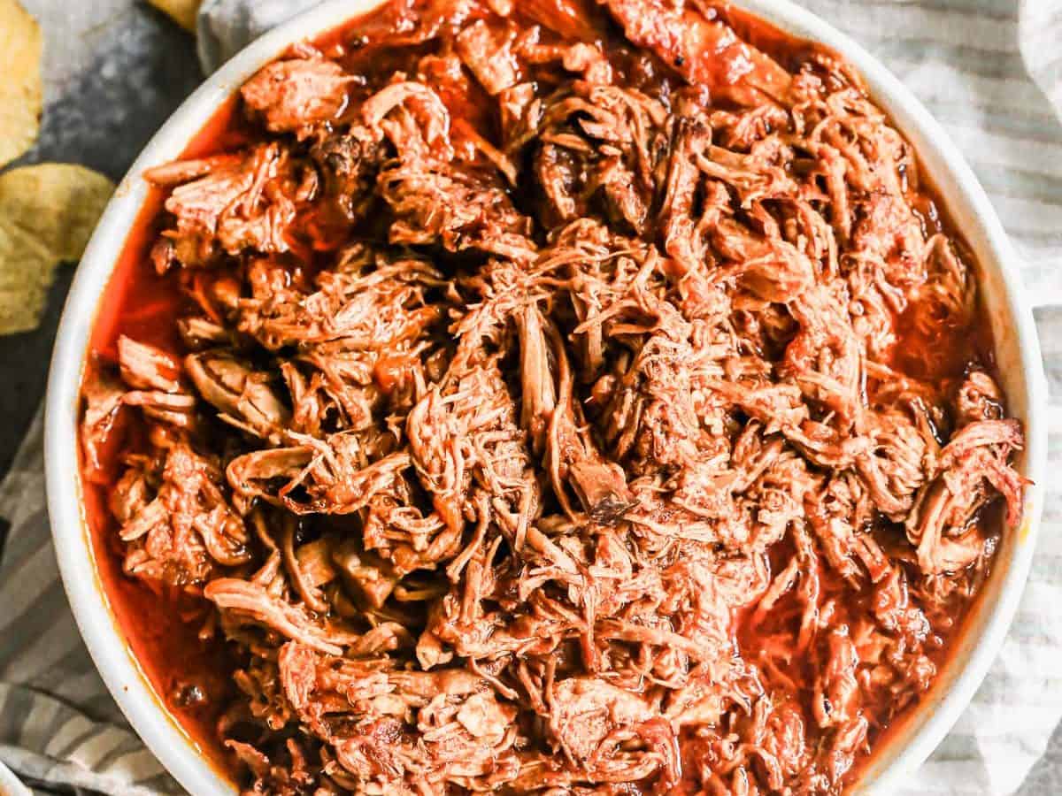 easy bbq pulled pork in slow cooker