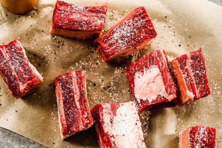 Seasoned short ribs