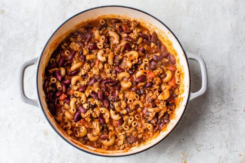 Chili Mac and Cheese {30-Minute One Pot Meal} – WellPlated.com