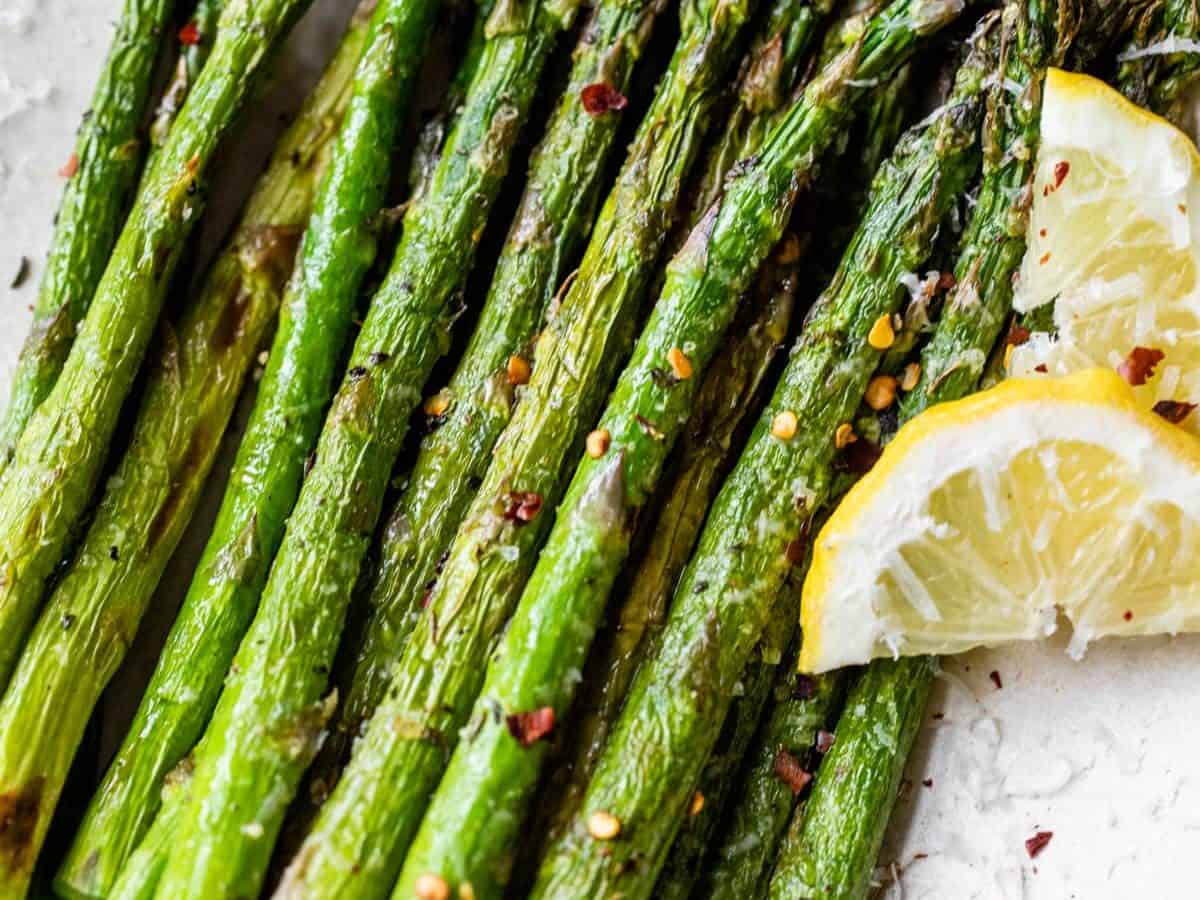 The best air fryer asparagus on a white plate