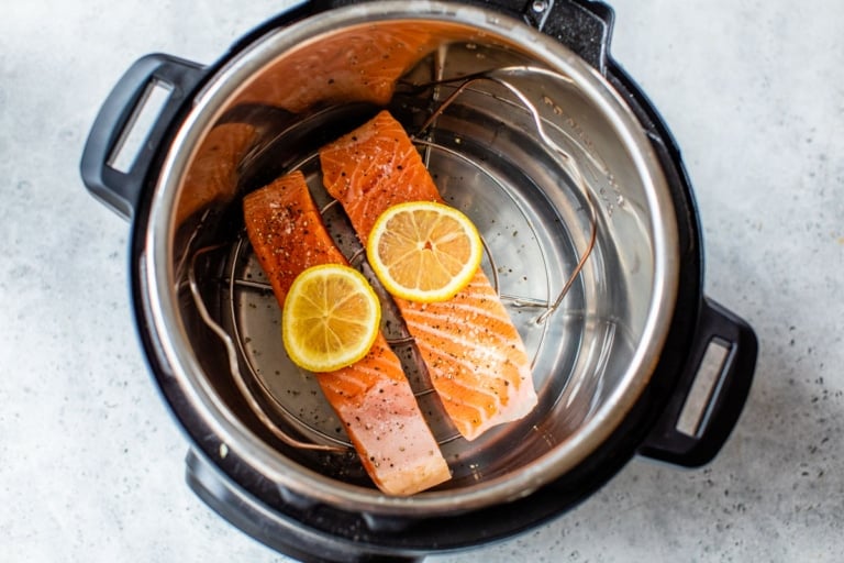 making salmon in the instant pot