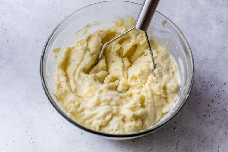 a bowl of the creamiest mashed potatoes