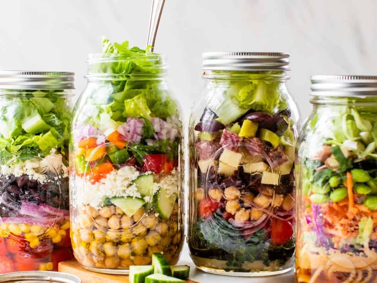 4 meal prep salads in mason jars