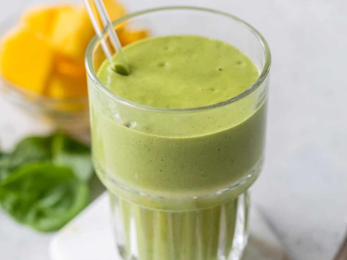 Green smoothie in glass