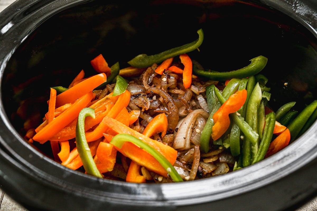 Slow cooker sausage and peppers in crockpot