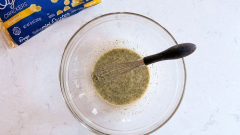 oil mixed with hidden valley ranch seasoning mix