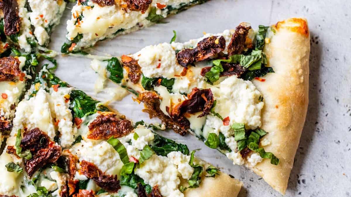I&rsquo;m Convinced Every Homemade Pizza Needs Ricotta