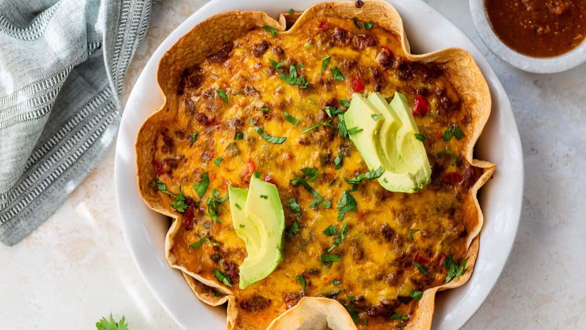 Taco Pie – WellPlated.com Taco Pie – WellPlated.com
